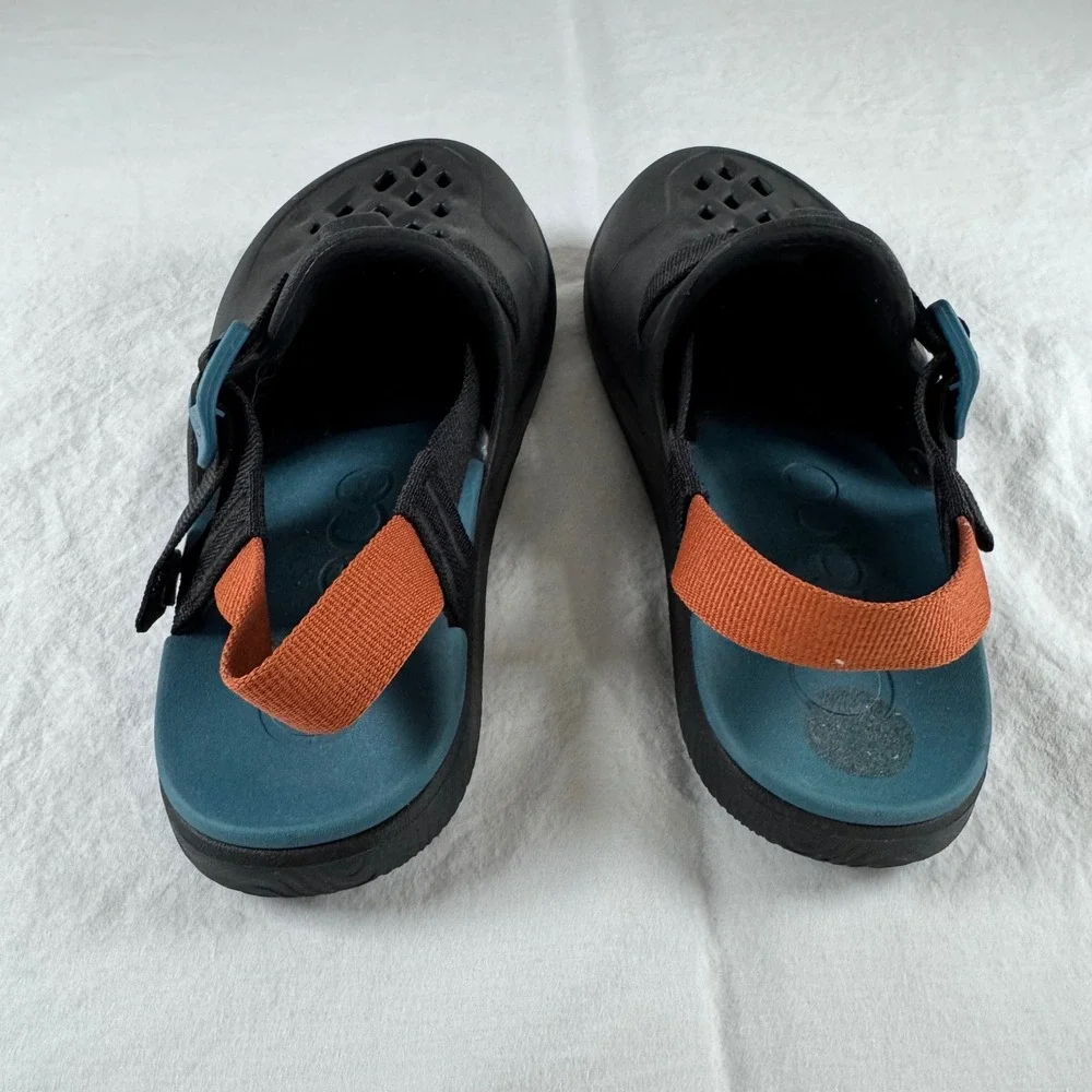 Chaco Kids' Size 4 Black Chillos Clogs JCH180360 Adjustable Straps Clogs